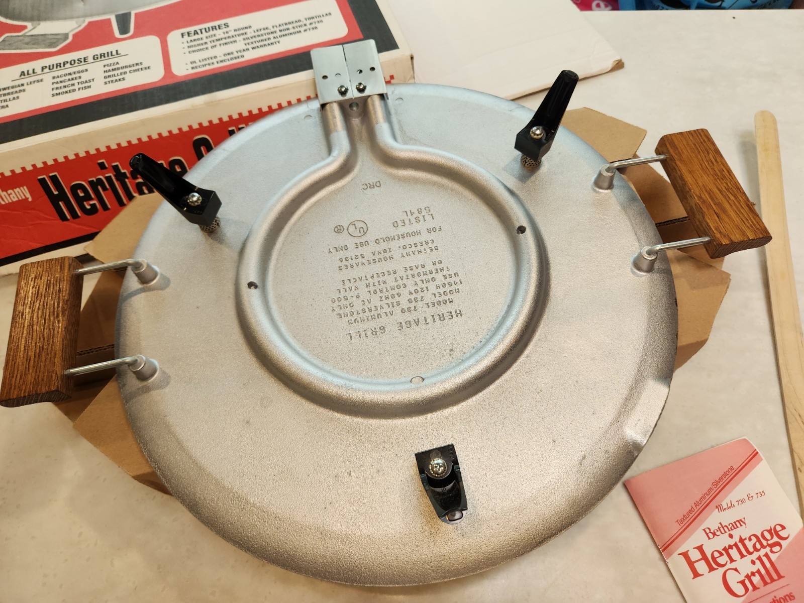 Bethany Housewares Heritage Lefse Baker Grill #730 Textured Aluminum 16″ Round