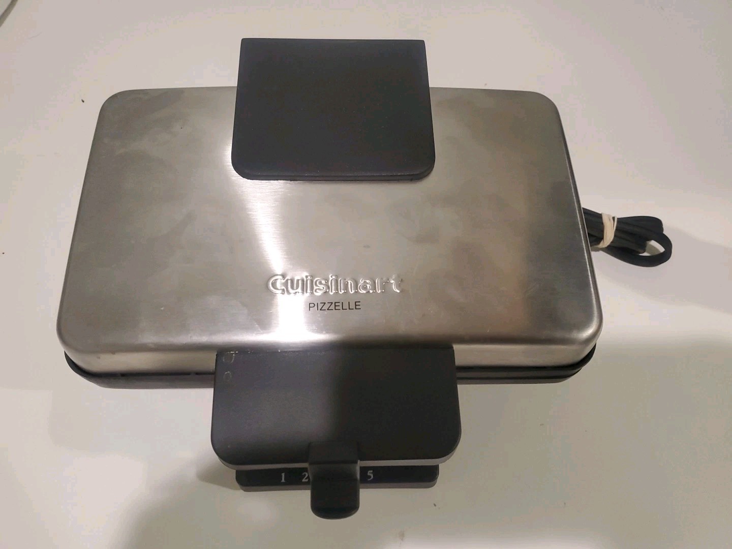 Cuisinart Pizzelle Maker / Press WM PZ2 / WM-PZ2C Stainless & Non-Stick