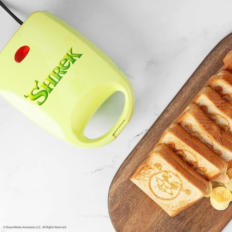 Fun Shrek Sandwich Maker Non-Stick Easy Clean Small Kitchen Appliance 520W New