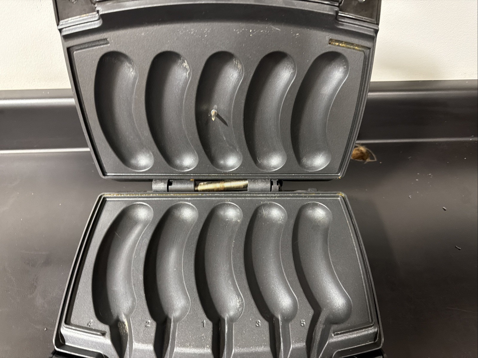 Johnsonville Sizzling Sausage Indoor Electric Grill BTG-0498 – Tested – No Tray