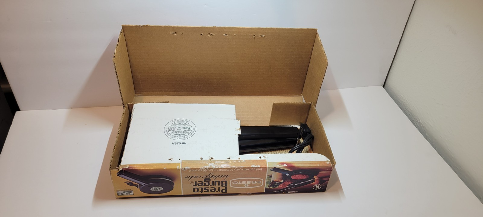 Presto Burger Electric Hamburger Cooker 1500W Broil, Immersible Drip Pan