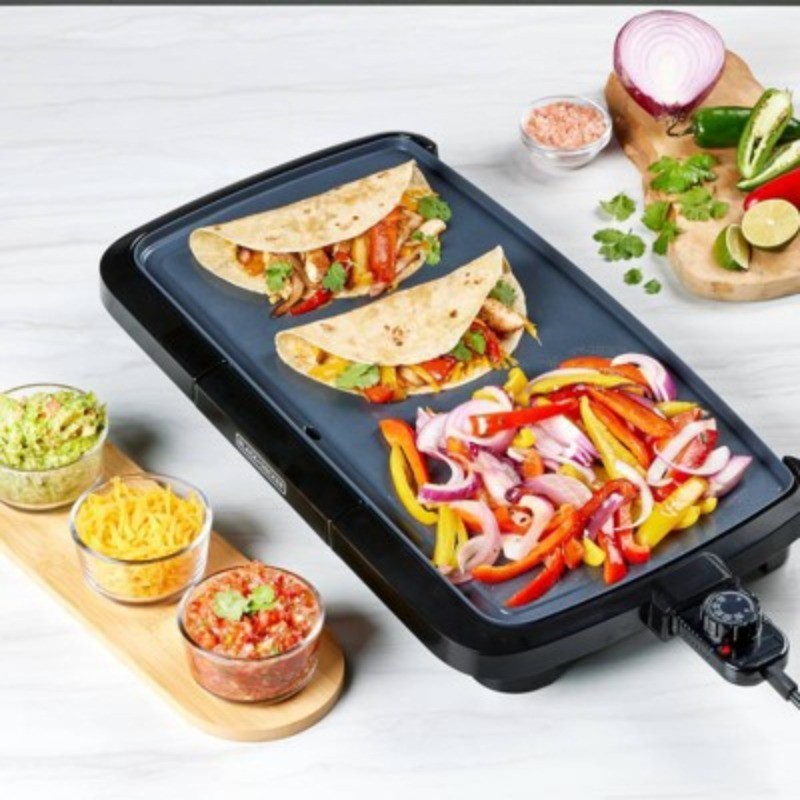 BLACK+DECKER 20″ Family Electric Griddle, Nonstick, Temp Control, 1500W