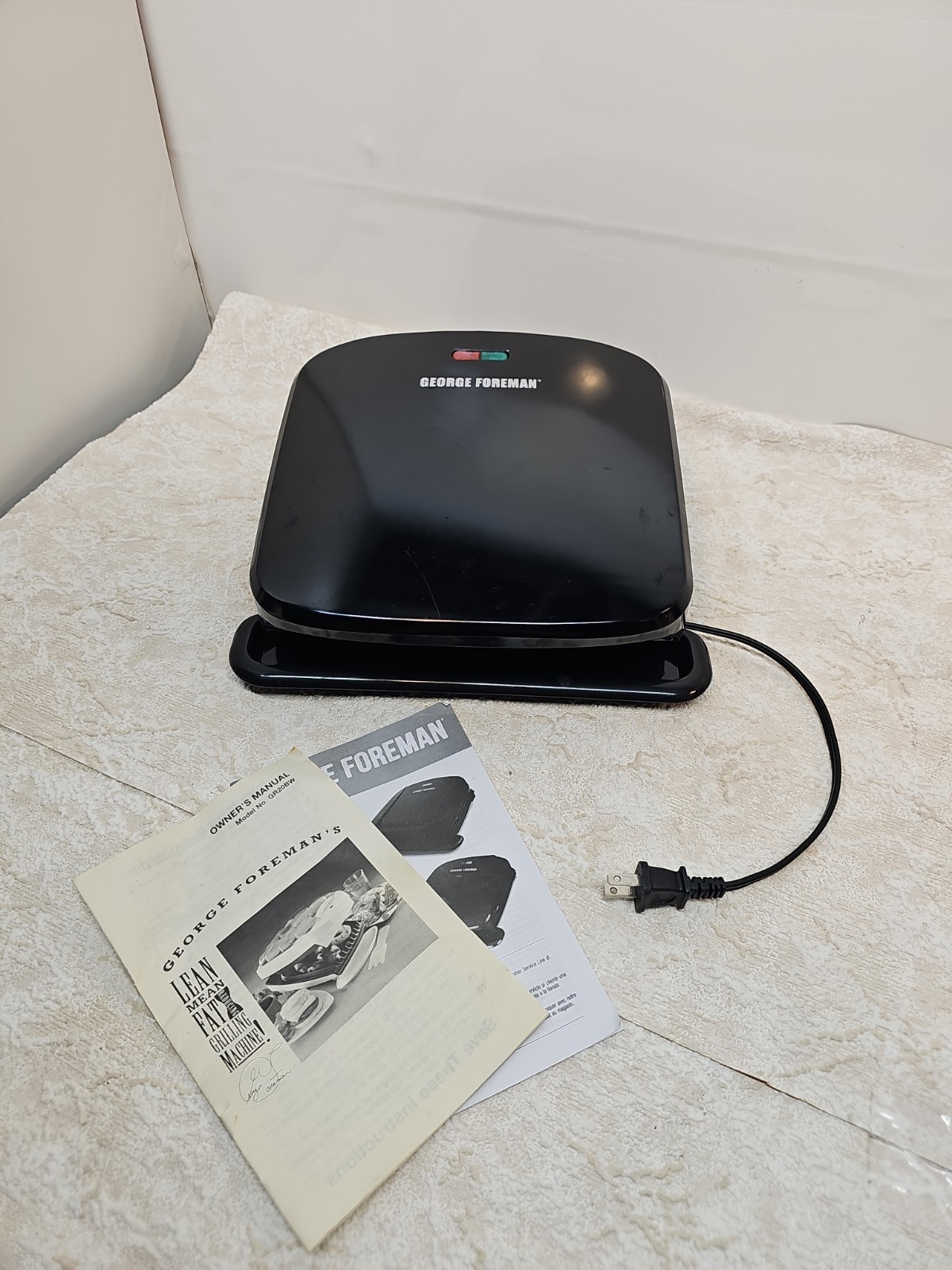 George Foreman 4 Servings Removable Plate Electric Indoor Grill/Panini Press