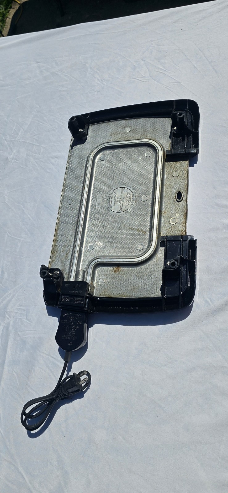 Presto Cool-Touch Electric Griddle No Drip Pan