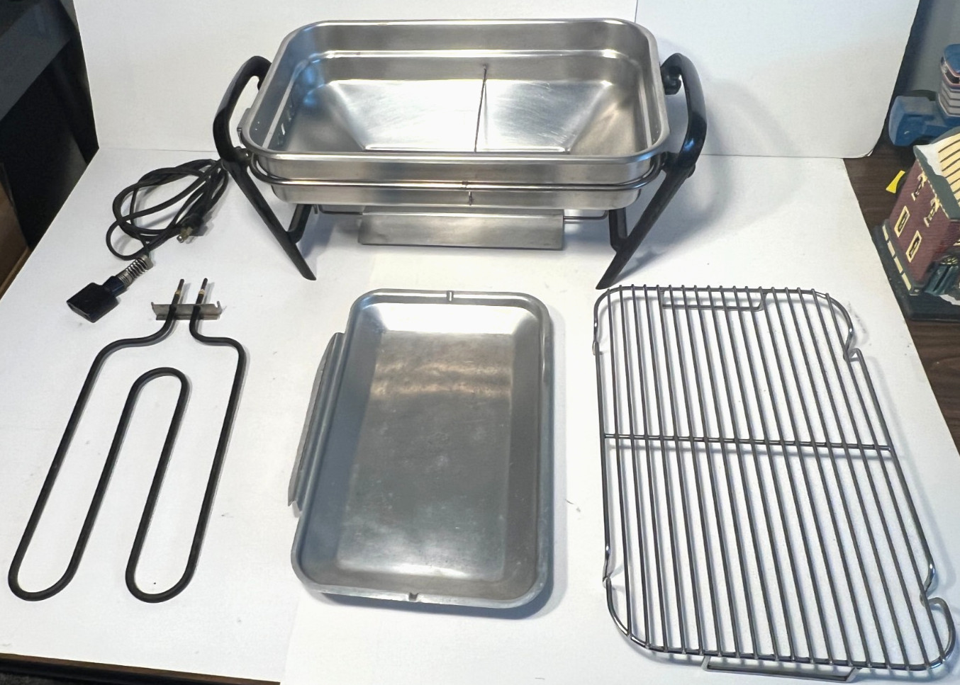 Vintage 1970’s Farberware Open Hearth Electric Broiler Grill Model 450 tested
