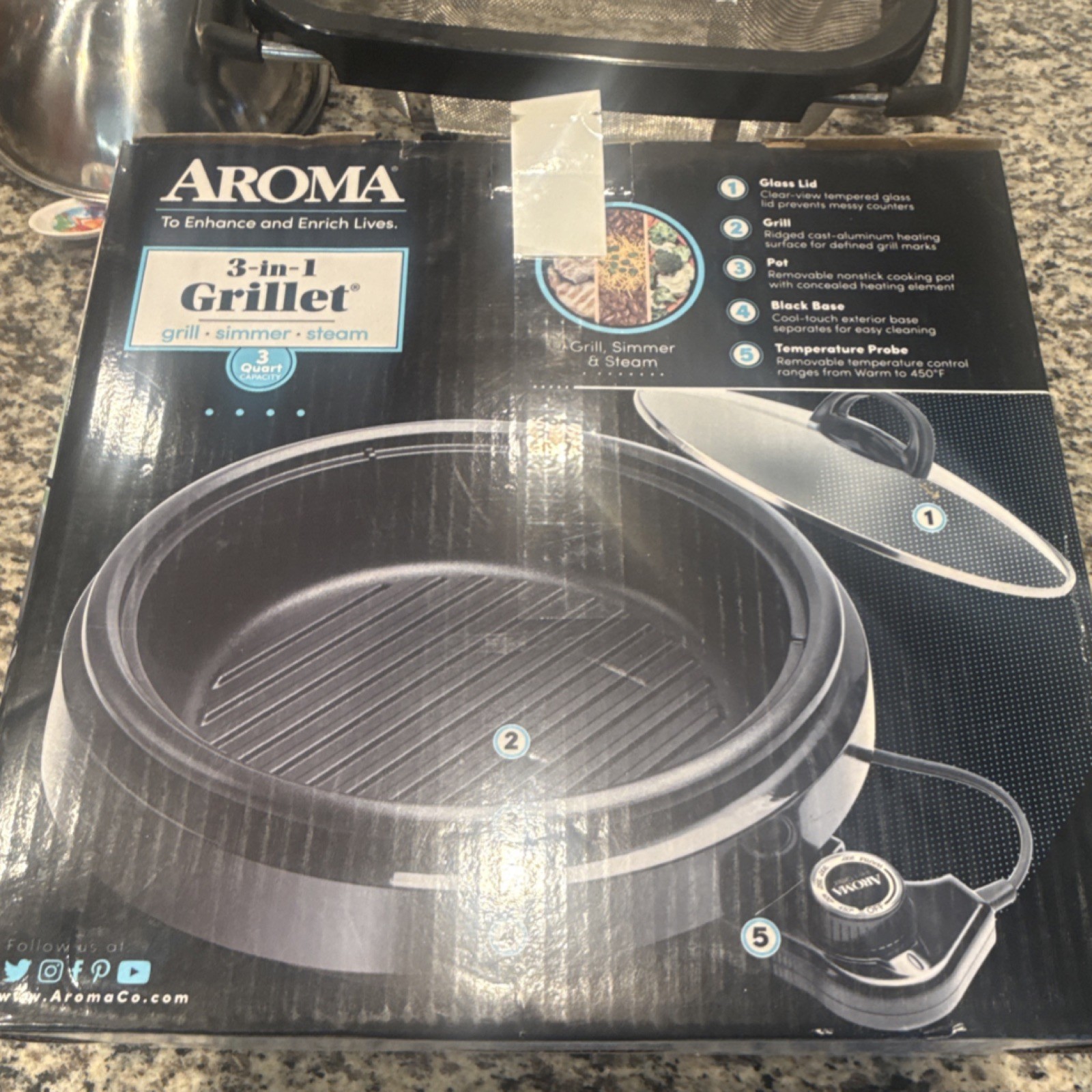 Aroma 3-in-1 Grillet ASP-137B Electric Grill Simmer Steam 12in Black