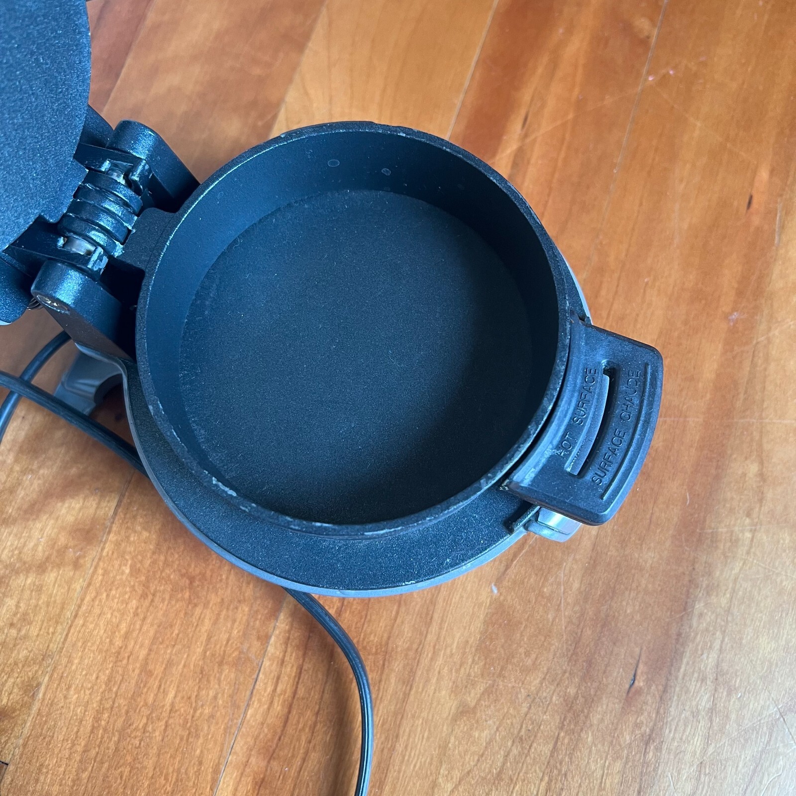 Hamilton Beach Breakfast Sandwich Maker with Egg Cooker Ring