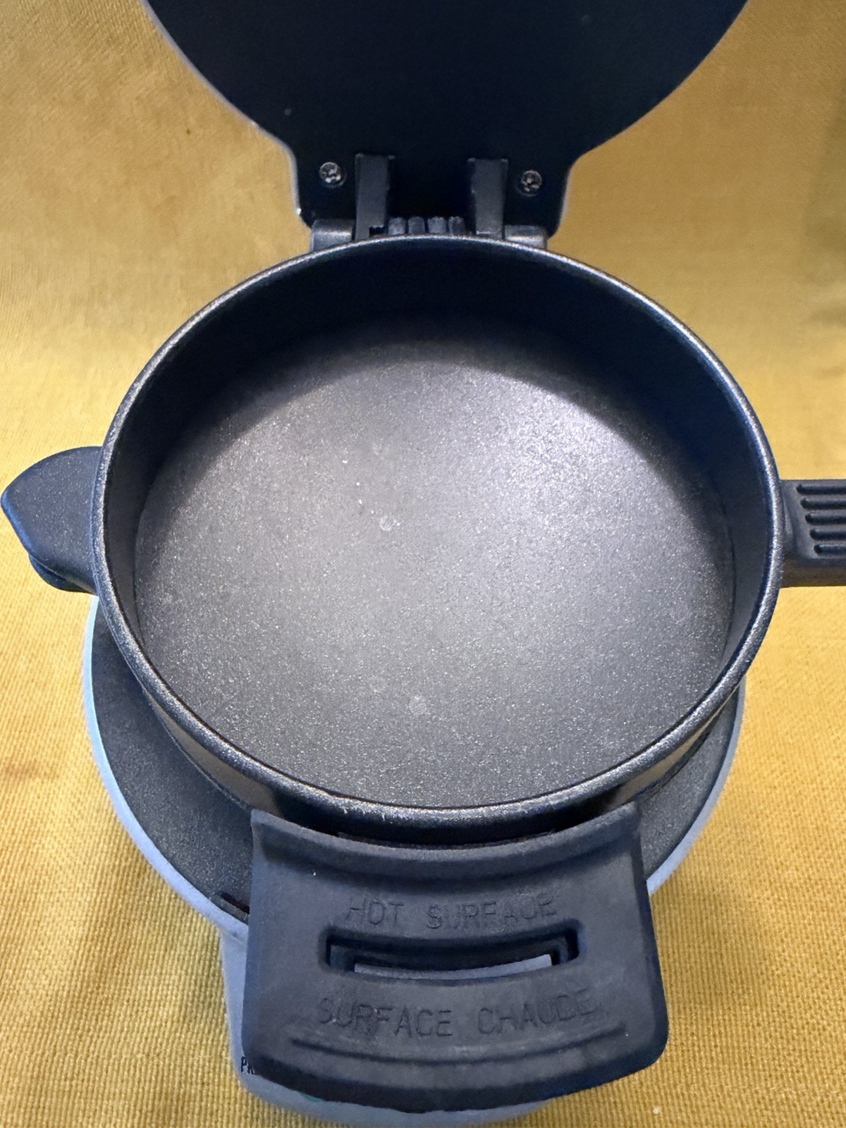 Hamilton Beach Mini Breakfast Sandwich/Waffle Maker Silver/Black