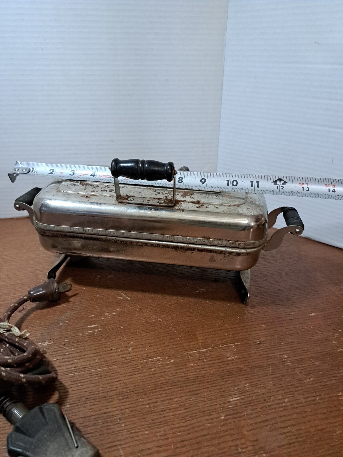 Vintage Electric Sandwich Grill Toaster Wood Handles, Rust, Not Working