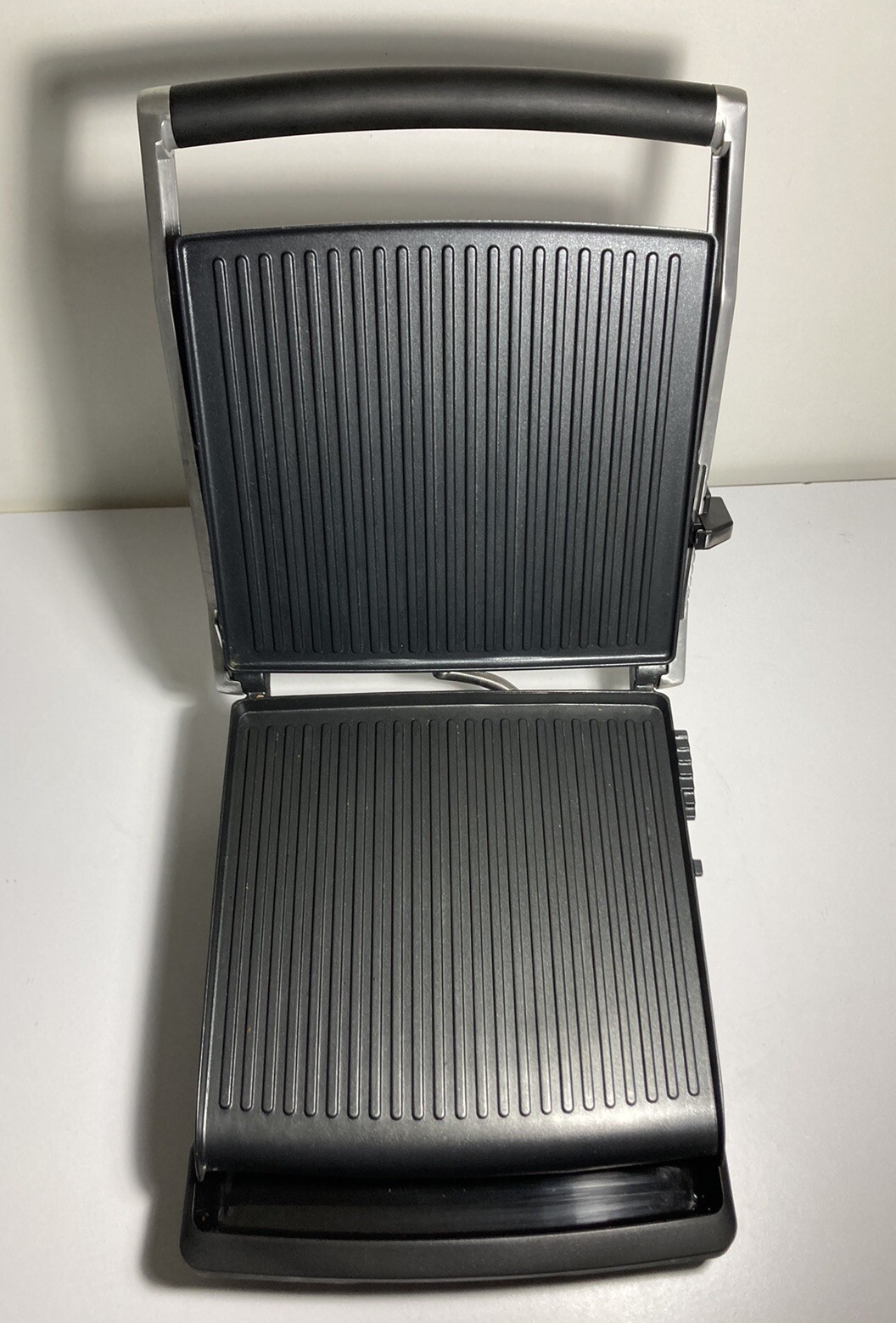 BREVILLE “Panini Press Grill” Model BGR200XL w/Original Box & Manual Gently Used