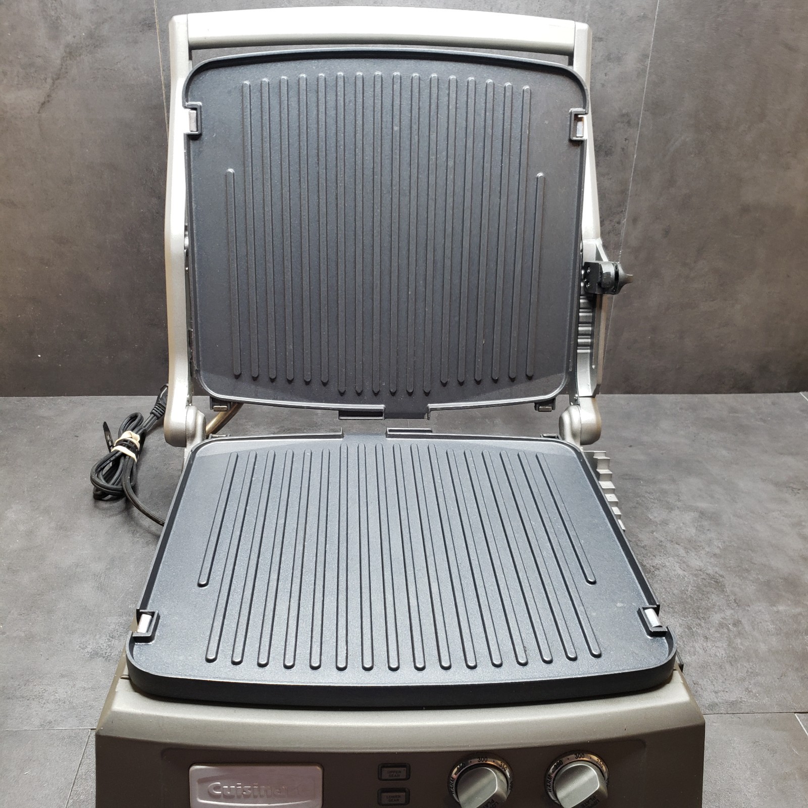 Cuisinart Griddler Deluxe Strainless Model GR-150 Non Stick Tested Works
