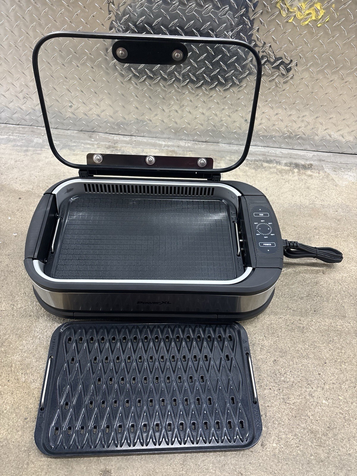 Power XL Indoor Smokeless Grill • Model: PG-1500FDR- Used – 1500W / No Box