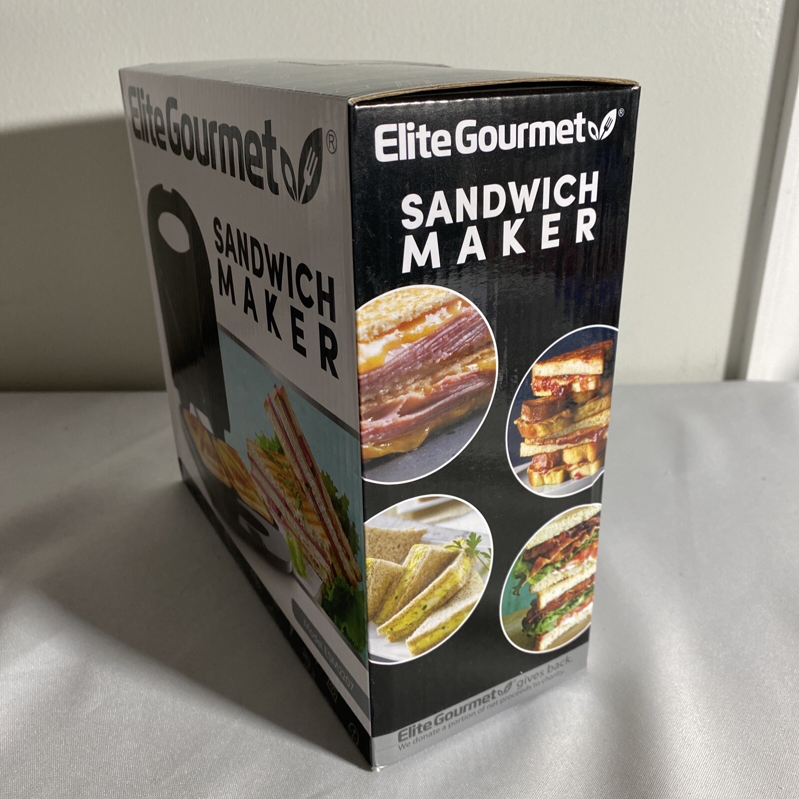 Elite Gourmet Sandwich maker , (T179)