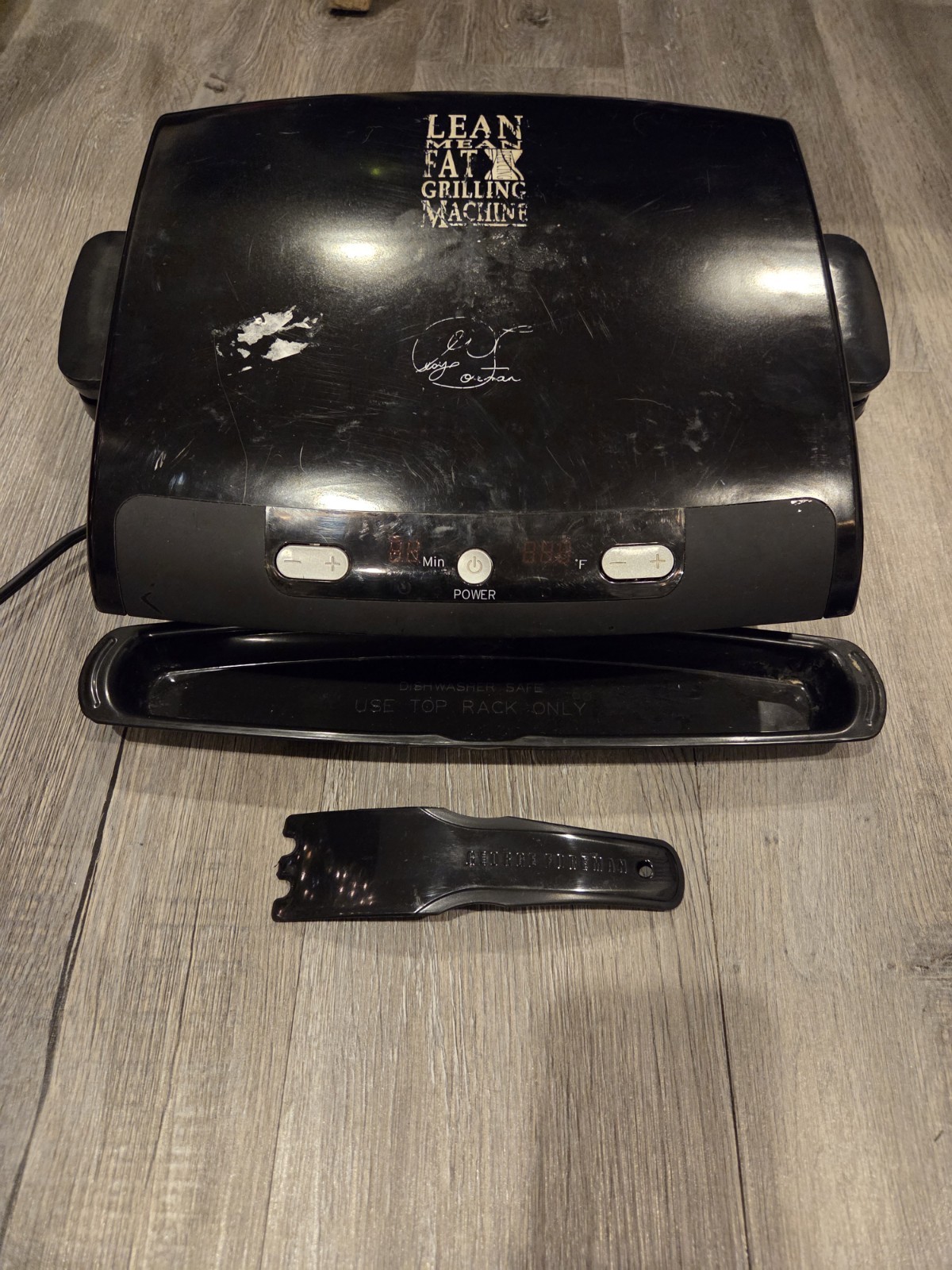 George Foreman GRP99 Lean Mean Fat Reducing Grilling Machine with Tray & Scraper