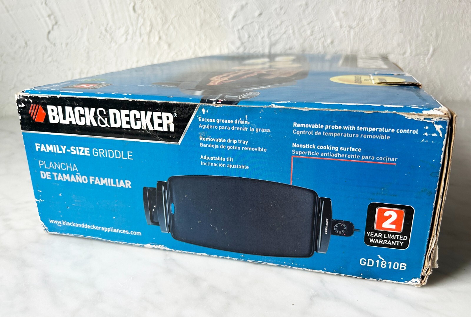 Black & Decker Family-Size Griddle Nonstick Surface GD1810B NEW Old Stock