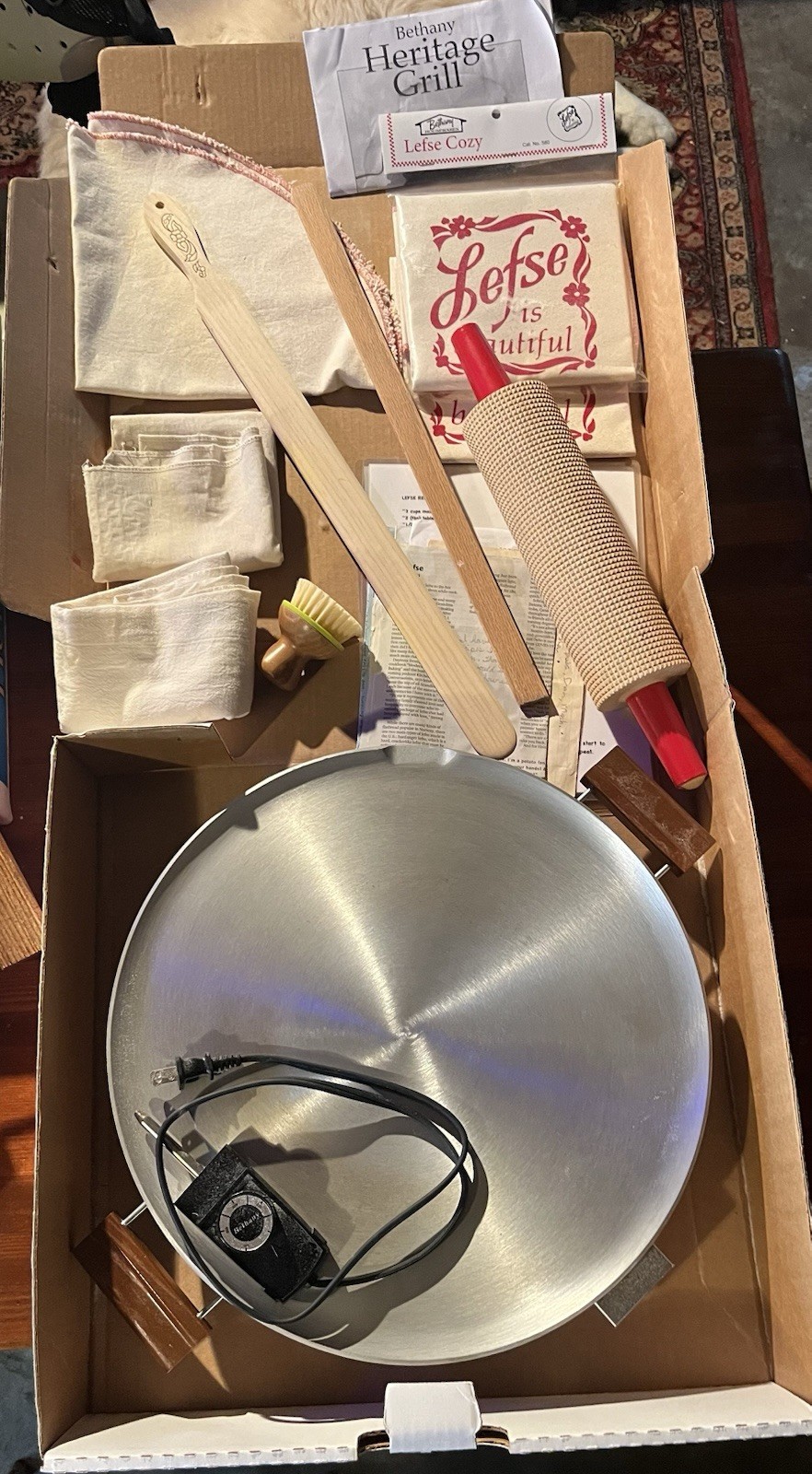 Bethany Heritage Grill 730 Lefse Baker Large 16 in Textured Aluminum Electric
