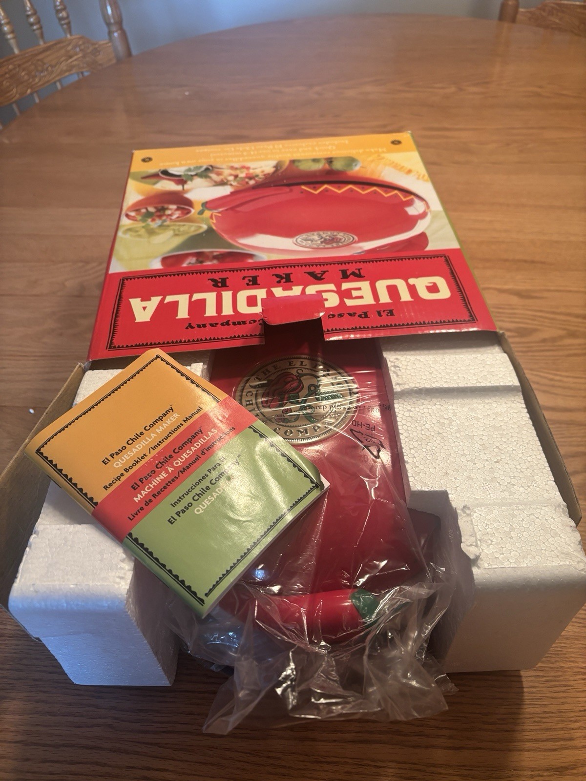 ⭐️El Paso Chile Company Red Quesadilla Maker⭐️W/ Recipes..⭐️Brand New⭐️