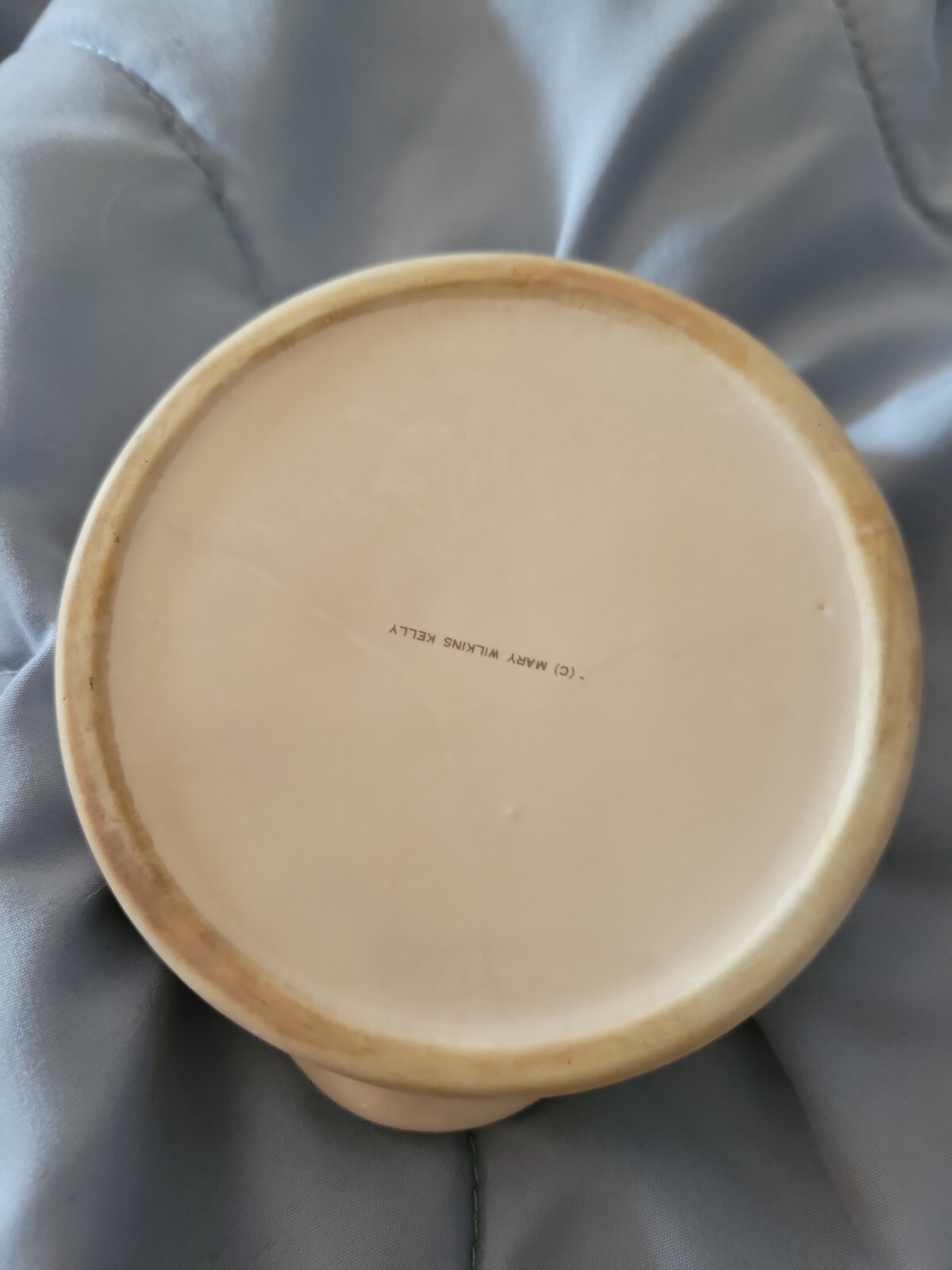 VINTAGE GREASE DRIP CUP/SPOON REST BY MARY WILKINS KELLY