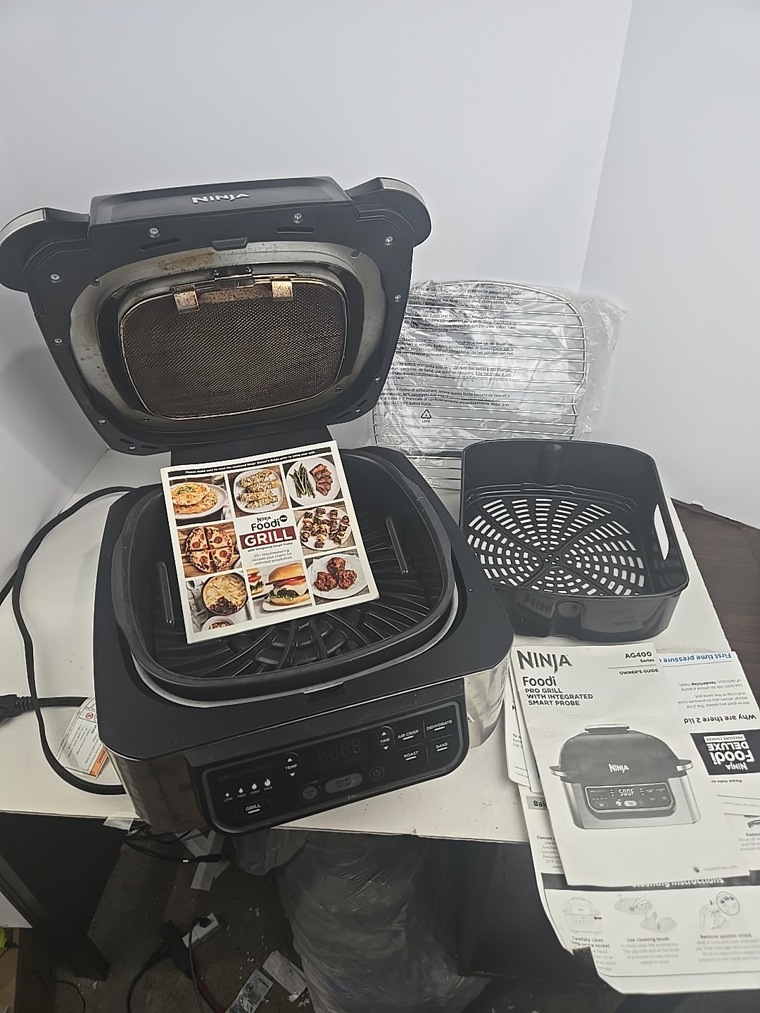 Ninja Foodie AG400 Pro Indoor Grill 5-in-1! Air Frier Dehydrator